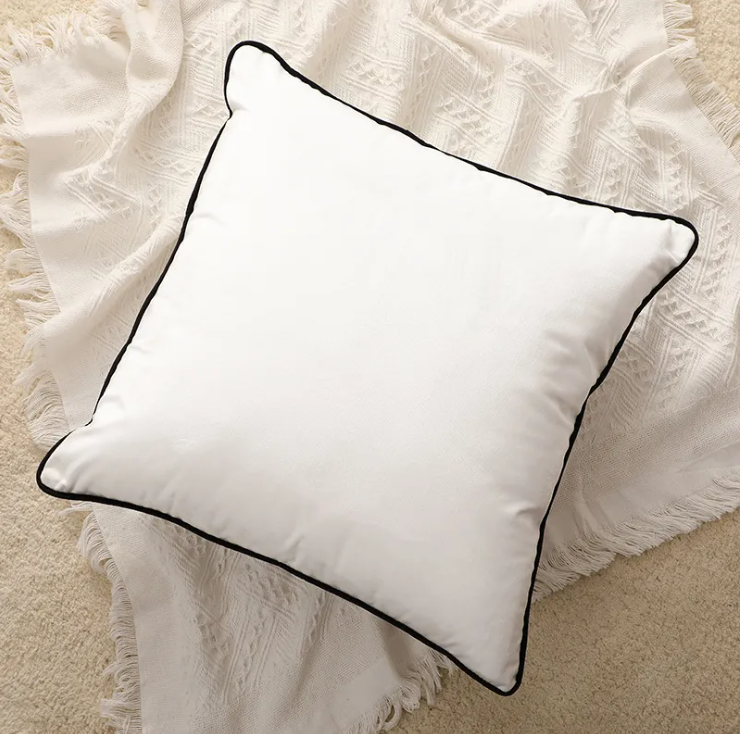 Heminredning Enkelt enfärgat sammet örngott